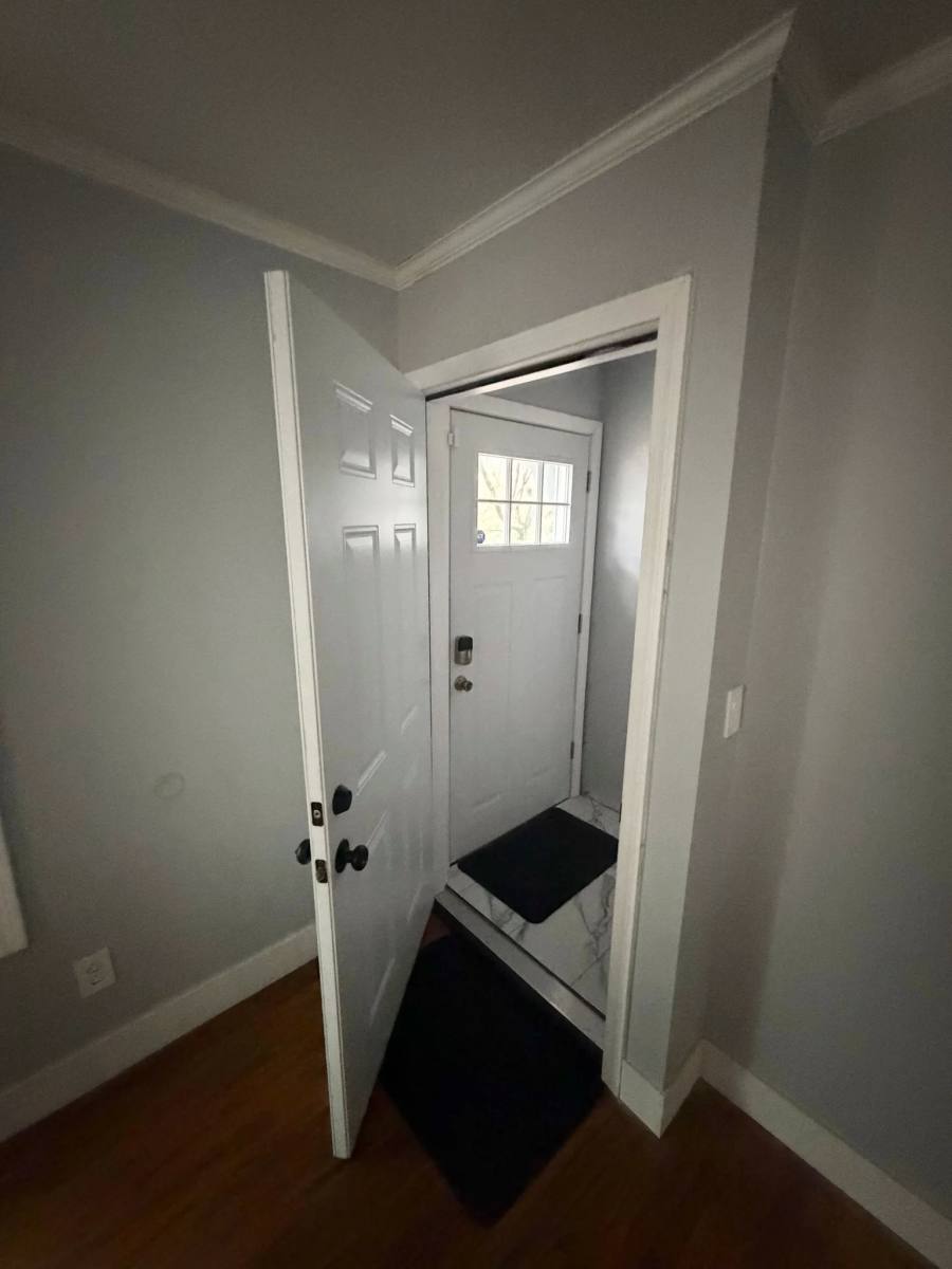 Apartment for rent at 26 Tyler St, New Haven, CT 06519