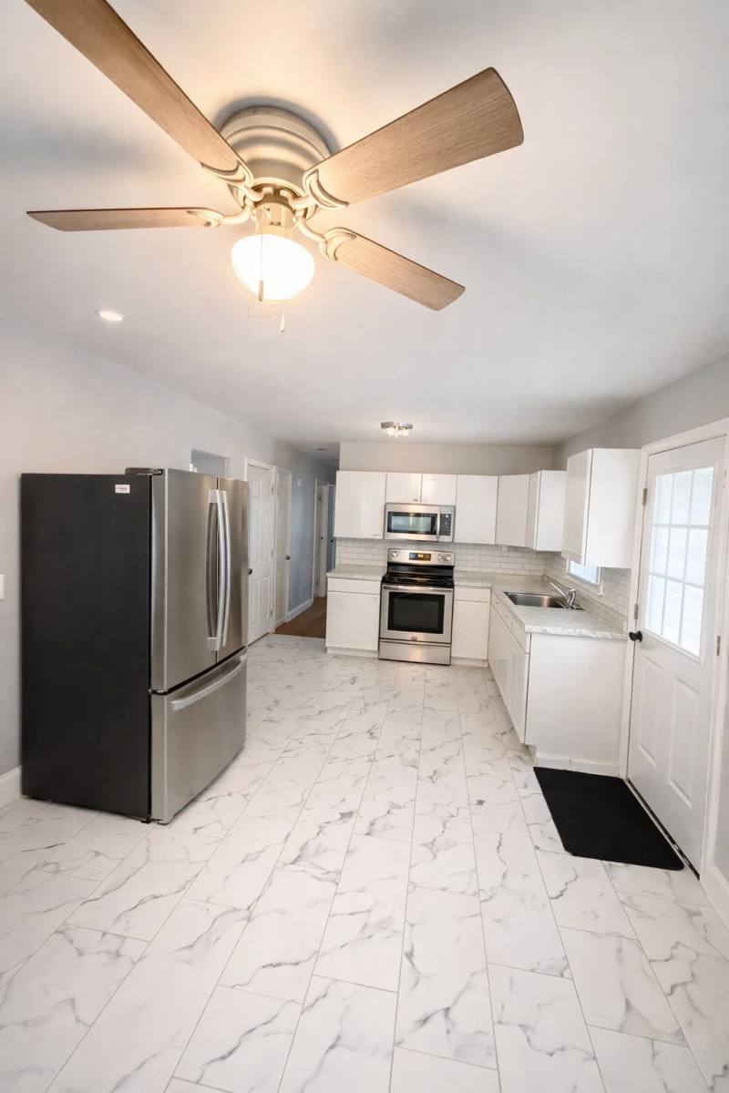 Apartment for rent at 26 Tyler St, New Haven, CT 06519