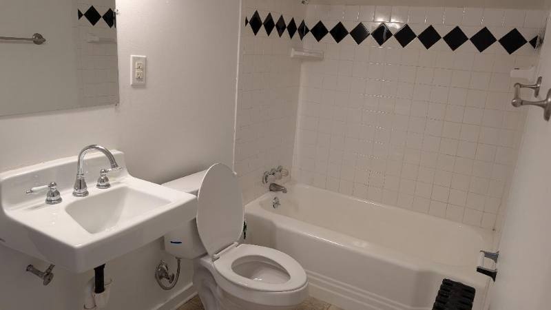 Apartment for rent at 1021 Ames #2, Saginaw, MI 48602
