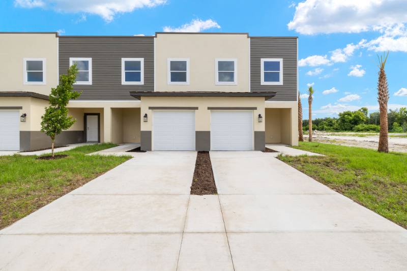 Townhouse for rent at 14985 Sunset Eve Lp #101, Fort Myers, FL 33919