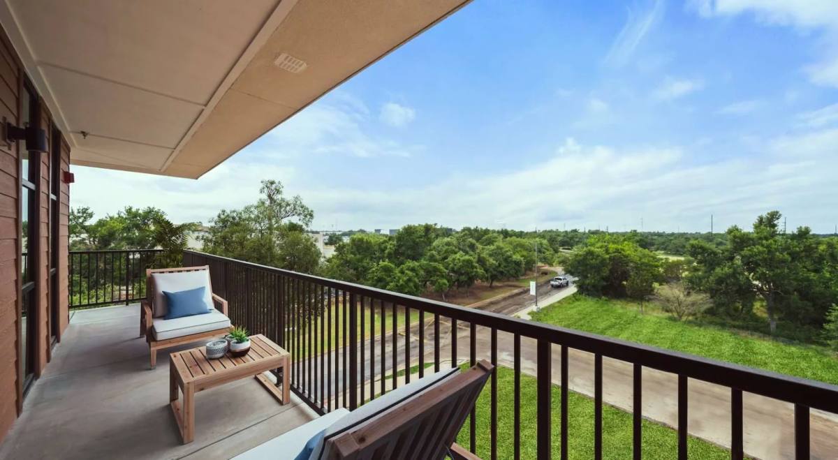 Apartment for rent at 12489 Research Blvd #1361, Austin, TX 78759