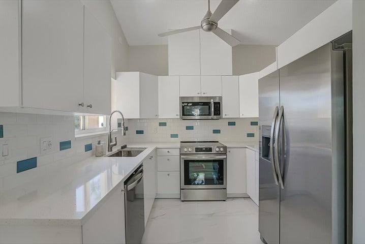 House for rent at 1080 NW 20th Ave, Delray Beach, FL 33445