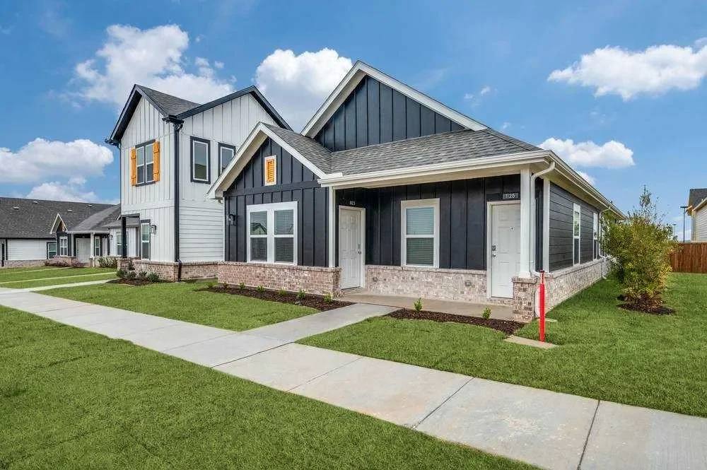 Apartment for rent at 1127 Eloise Dr #1259, Fort Worth, TX 76134