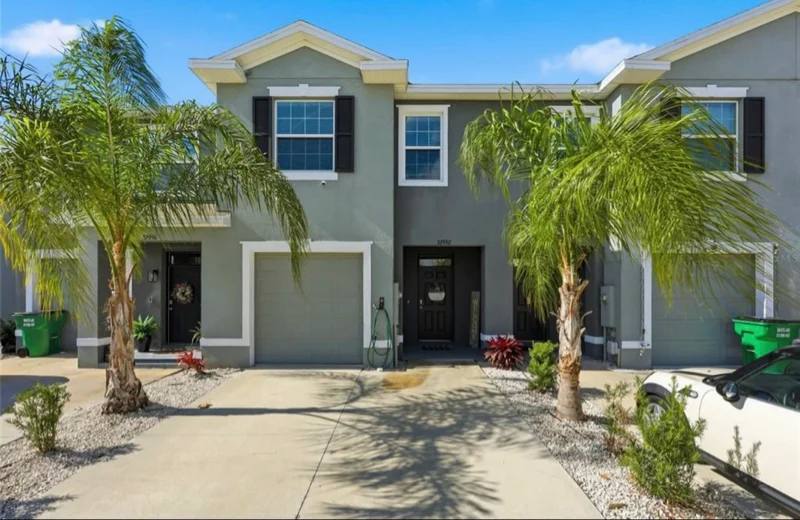 Townhouse for rent at 32992 Major Oak Dr, Wesley Chapel, FL 33545