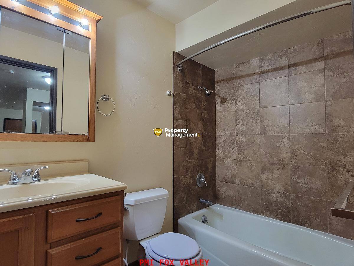 Apartment for rent at 104 Sycamore Dr #3, Black Creek, WI 54106