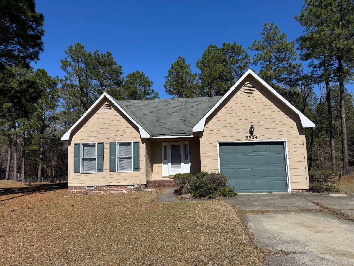 House for rent at 3324 Donnett Court, Spring Lake, NC 28390