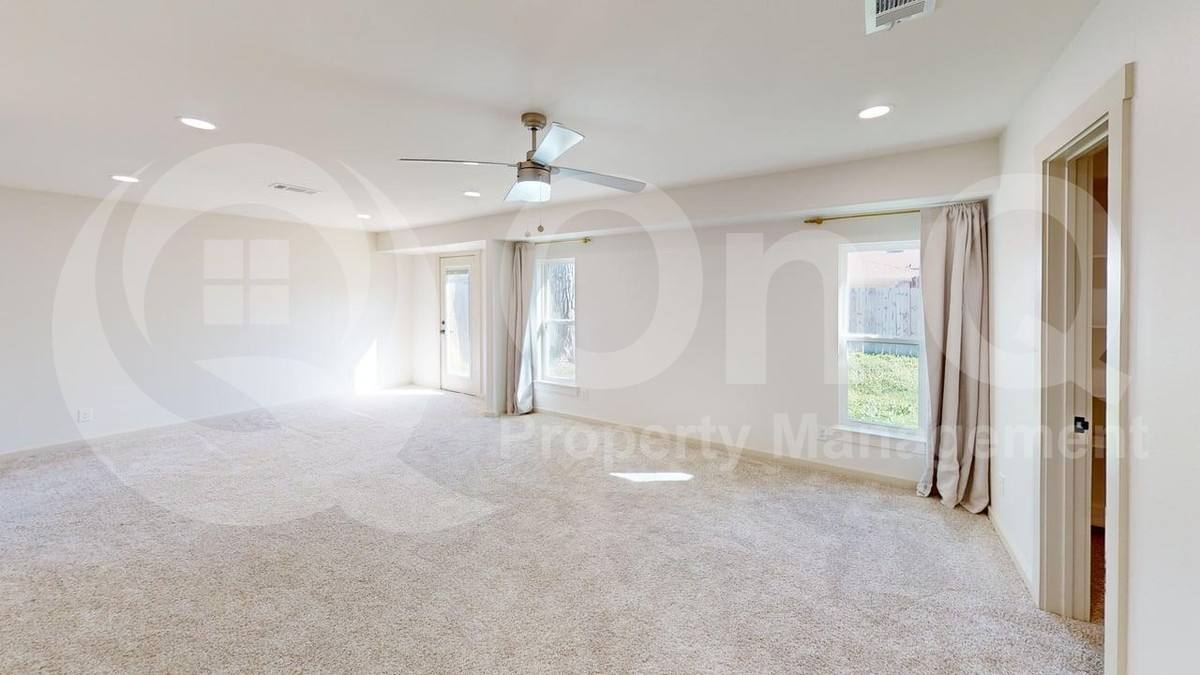 House for rent at 2517 Canterbury Court, Carrollton, TX 75006
