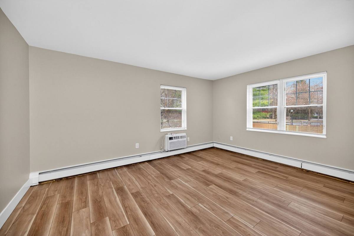 Apartment for rent at 6419 Montgomery Rd #B1, Cincinnati, OH 45213