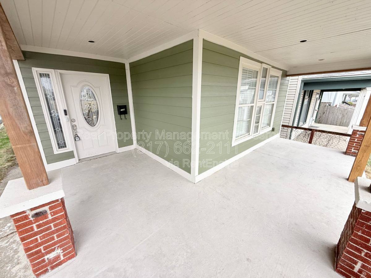 House for rent at 1135 Spann Ave, Indianapolis, IN 46203