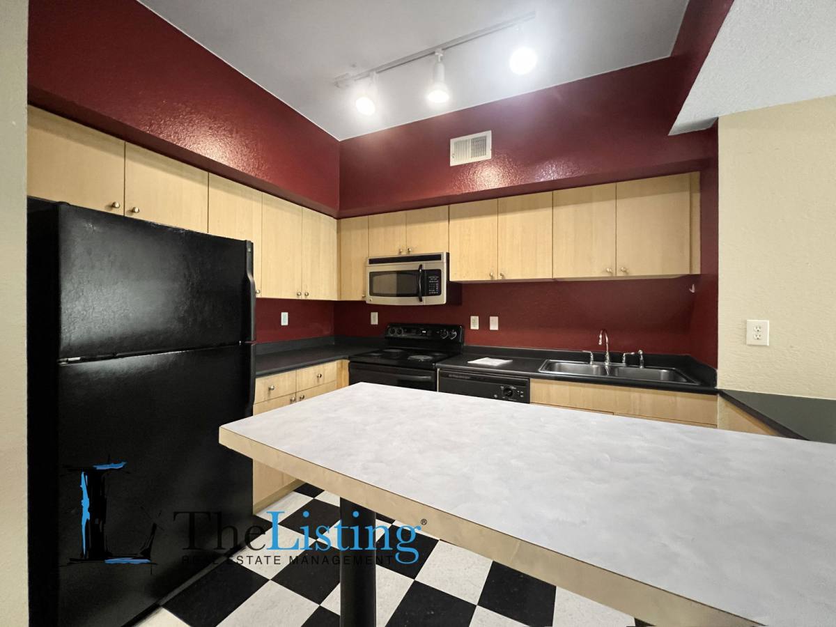Condo for rent at 2411 W Horatio St #532, Tampa, FL 33609
