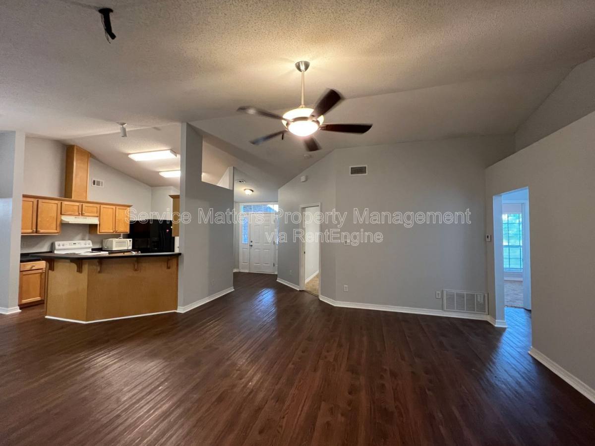House for rent at 4742 Spencer Oaks Blvd, Milton, FL 32571