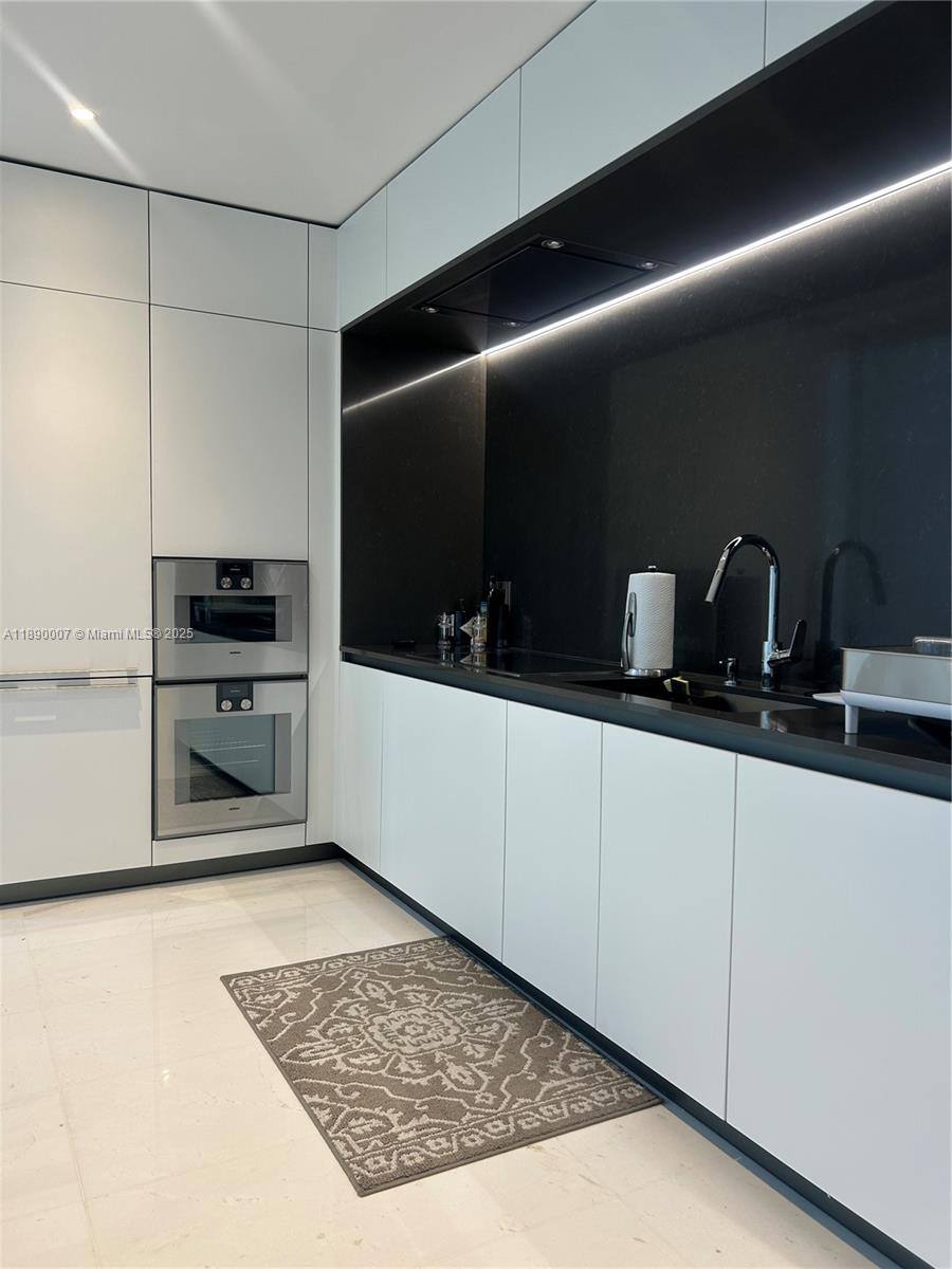 Condo for rent at 300 Biscayne Blvd Way #906, Miami, FL 33131