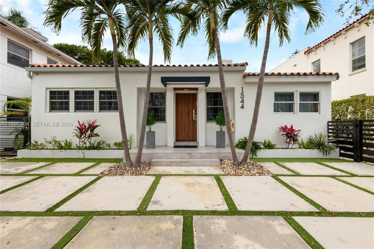 House for rent at 1544 Michigan Ave, Miami Beach, FL 33139