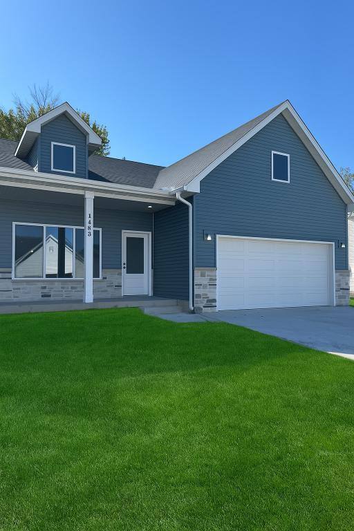 Townhouse for rent at 1103 Emerald Cove Dr Clear Lake Iowa #50428, Mason City, IA 50401