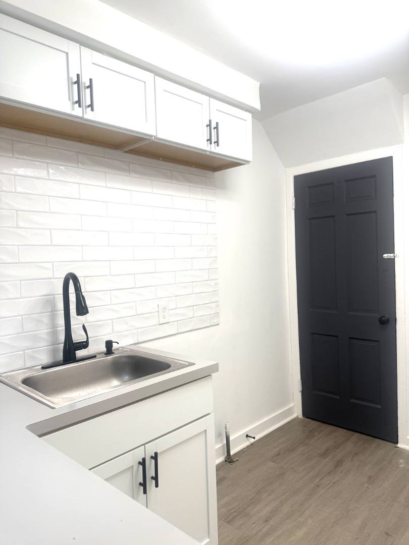 Townhouse for rent at 480 Marquette Dr #480, Detroit, MI 48214