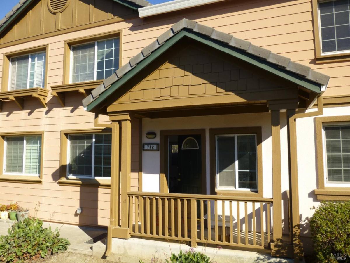Condo for rent at 712 Daniels Ave #9, Vallejo, CA 94590