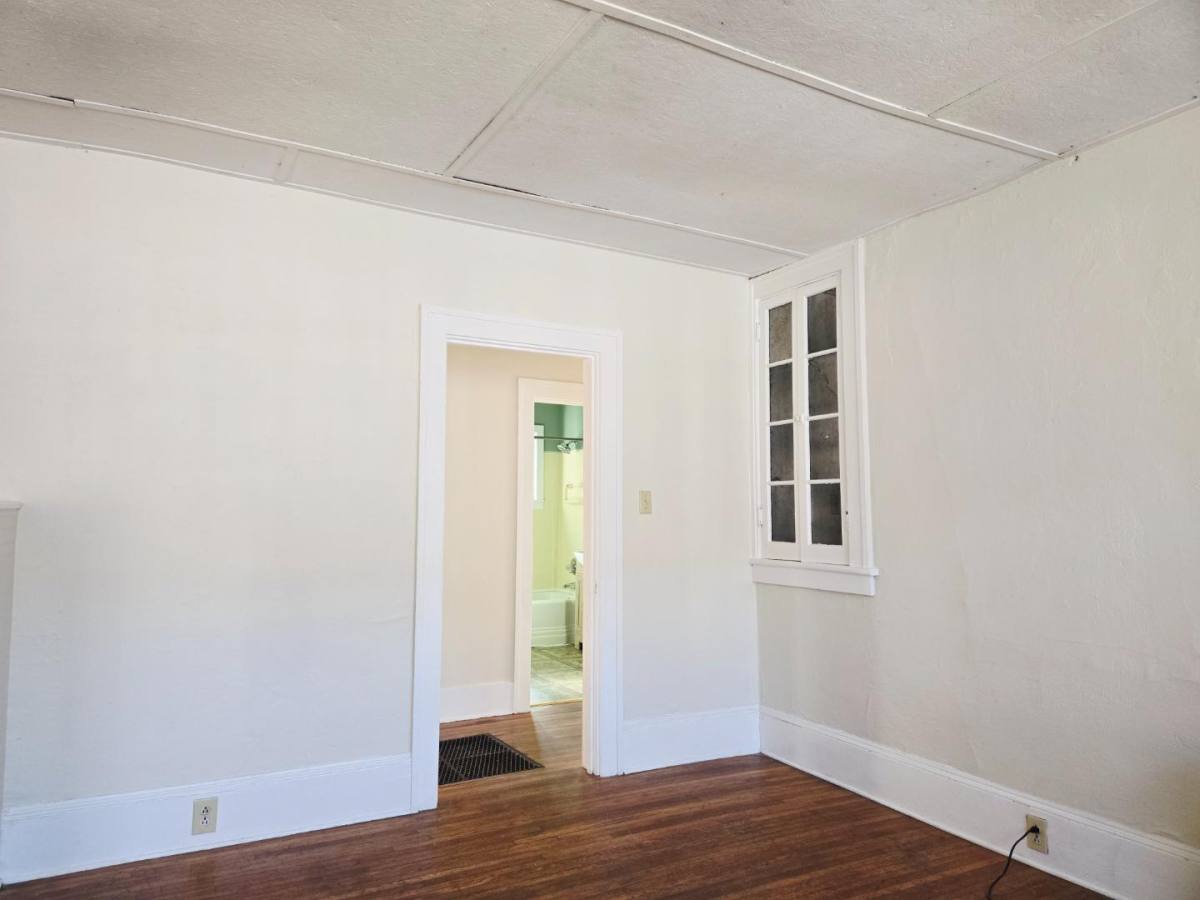 House for rent at 8 Chatham Rd #CHATH8, Asheville, NC 28804
