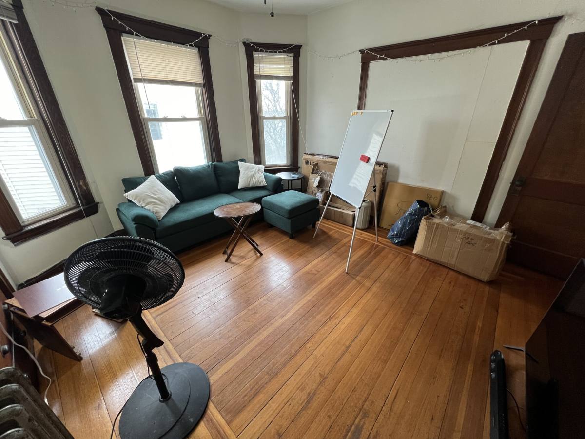 Apartment for rent at 223 Holland St #5, Somerville, MA 02144