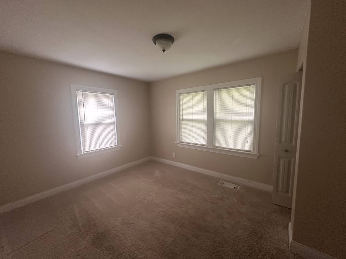 House for rent at 10308 La Plaza Dr, Louisville, KY 40272