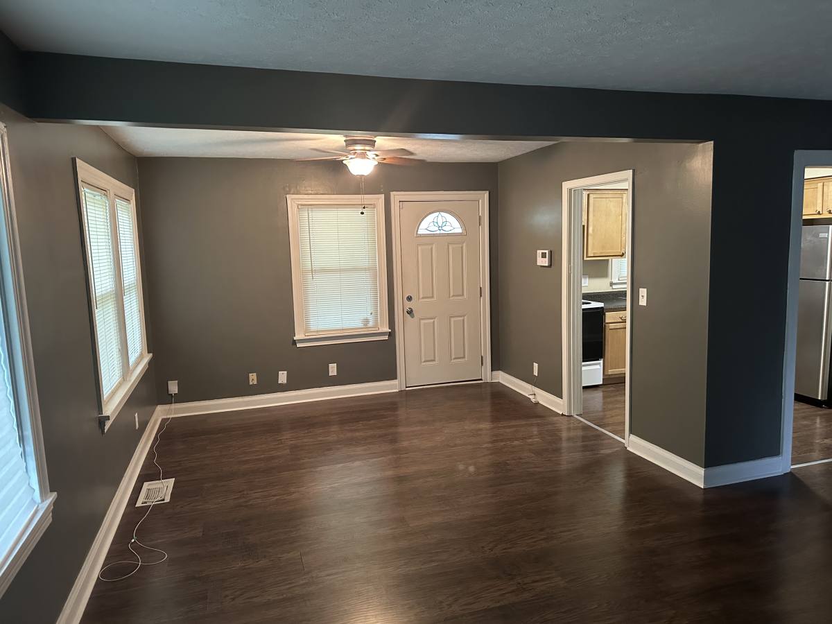 House for rent at 10308 La Plaza Dr, Louisville, KY 40272