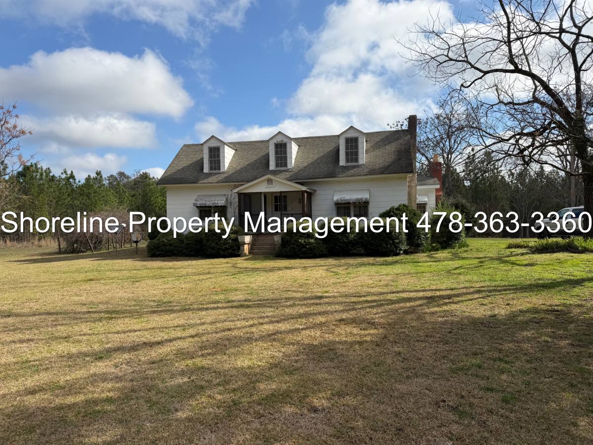 House for rent at 155 Lingold Rd NW, Milledgeville, GA 31061