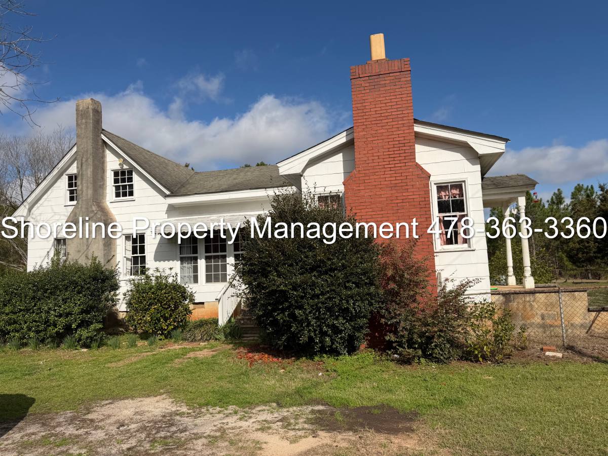 House for rent at 155 Lingold Rd NW, Milledgeville, GA 31061