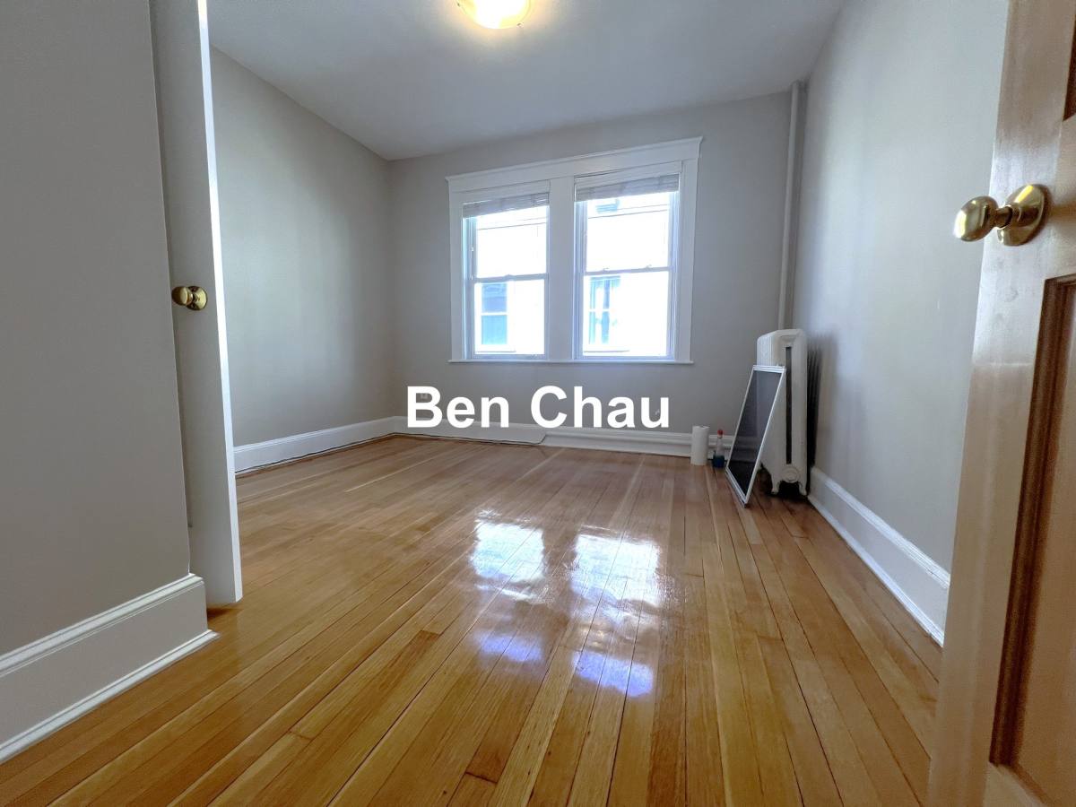 Apartment for rent at 1675 Massachusetts Ave #4B, Cambridge, MA 02138
