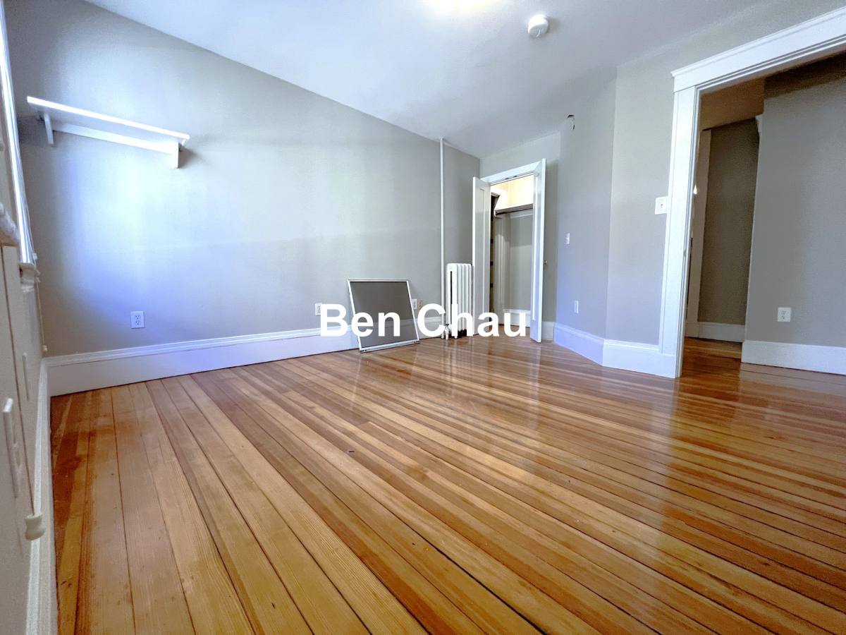 Apartment for rent at 1675 Massachusetts Ave #4B, Cambridge, MA 02138