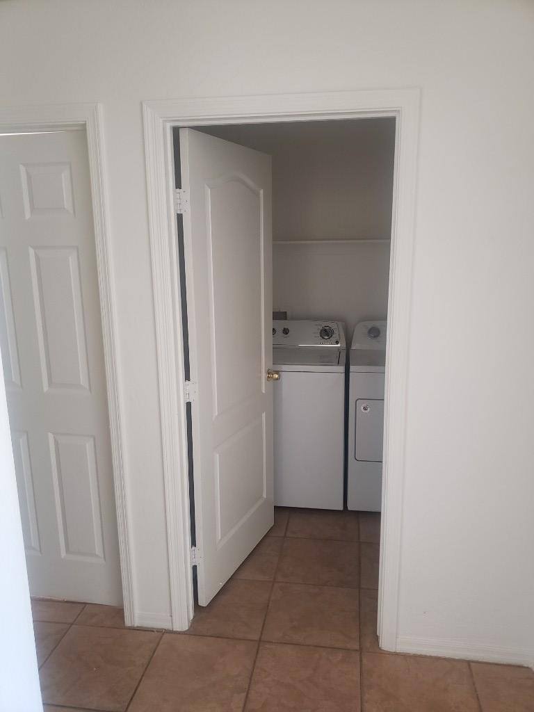 Townhouse for rent at 403 N Sunshine Blvd #C, Eloy, AZ 85131