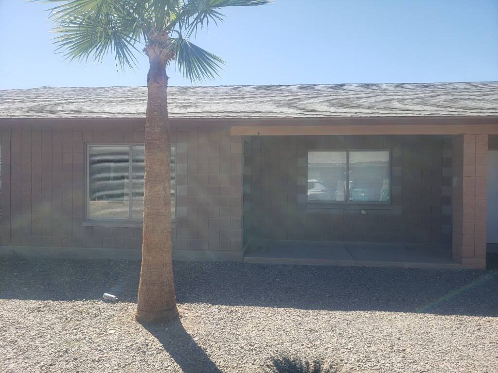 Townhouse for rent at 403 N Sunshine Blvd #C, Eloy, AZ 85131