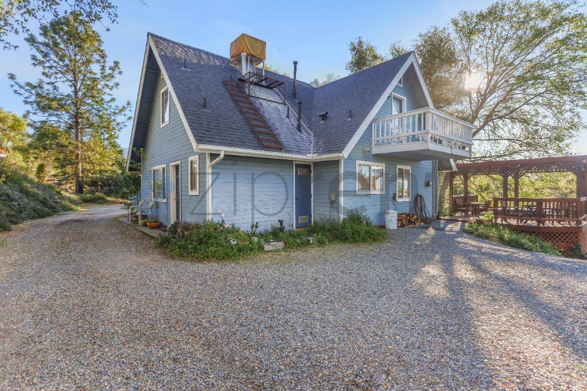 House for rent at 44606 Silver Spur Trail, Ahwahnee, CA 93601