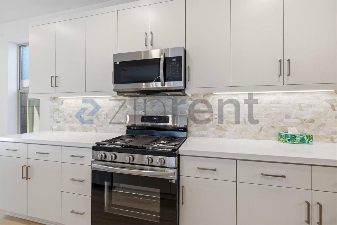 House for rent at 74189 Storke Dr, Palm Desert, CA 92211