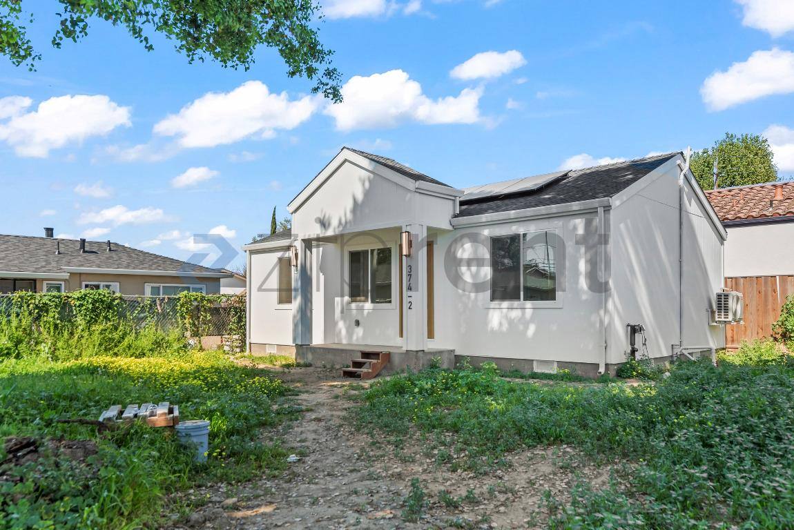 House for rent at 374 S 21st St #2, San Jose, CA 95116