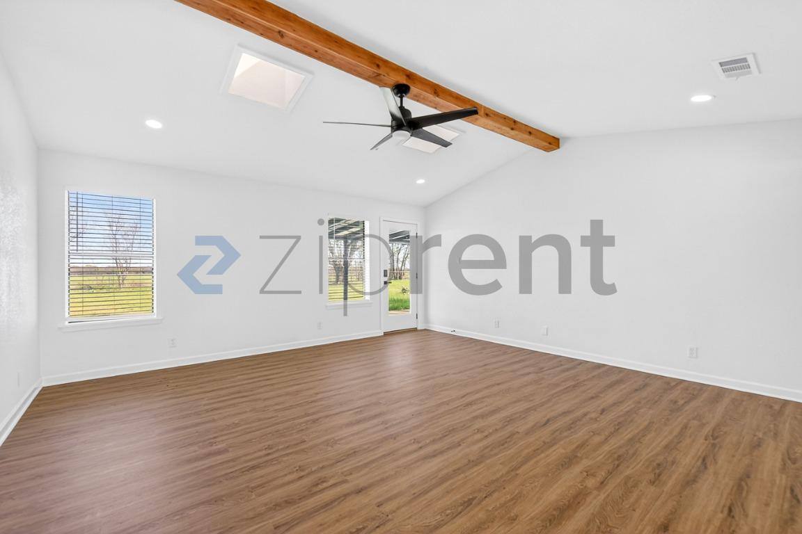 House for rent at 2404 State Highway 289, Sherman, TX 75092