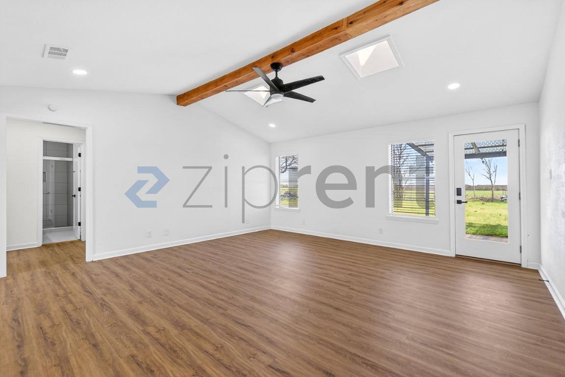 House for rent at 2404 State Highway 289, Sherman, TX 75092