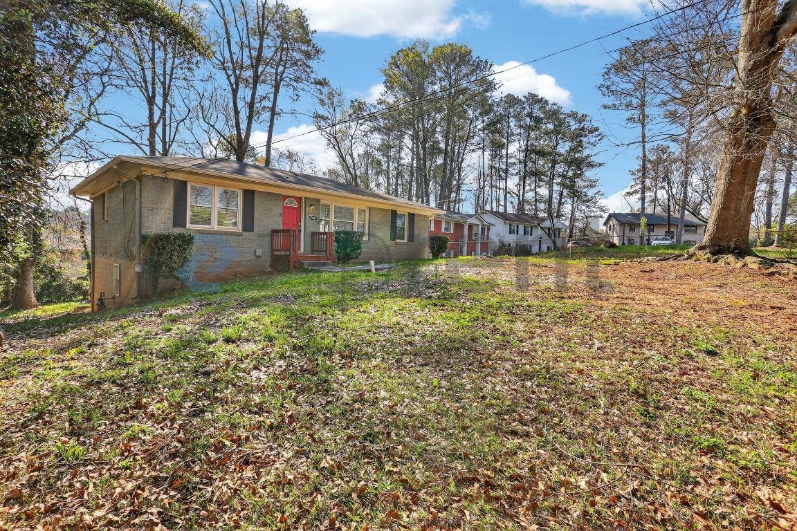 House for rent at 586 Oakside Dr SW #B, Atlanta, GA 30331