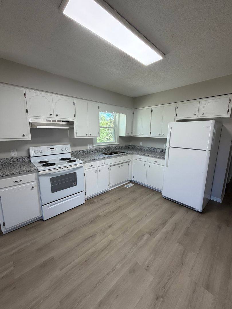 House for rent at 101 N Water St, Bayboro, NC 28515