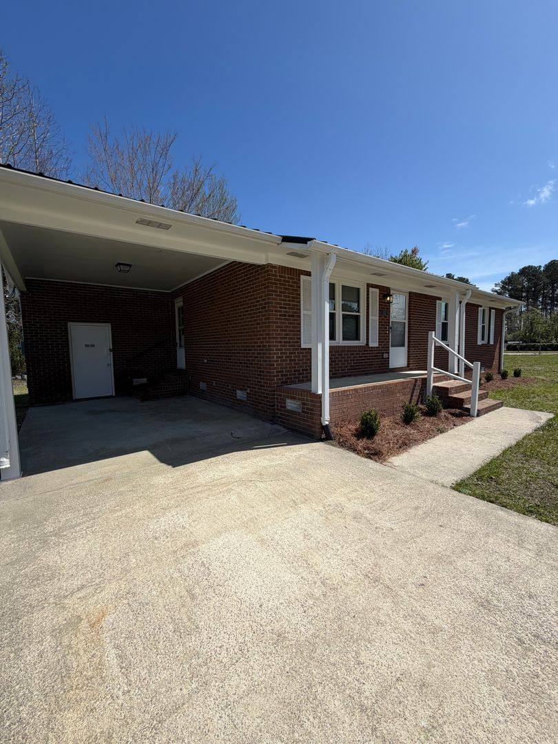 House for rent at 101 N Water St, Bayboro, NC 28515
