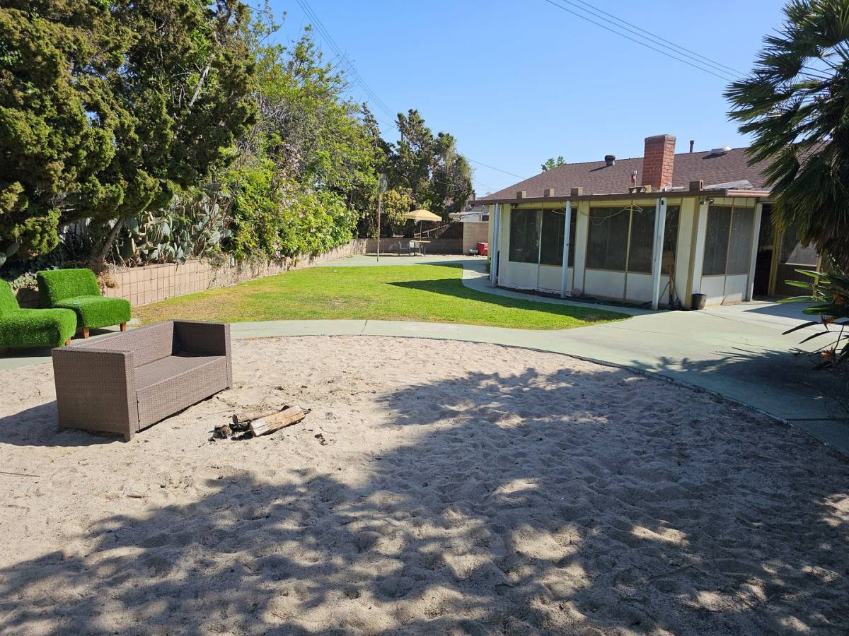 House for rent at 1087 N Greengrove, Orange, CA 92865
