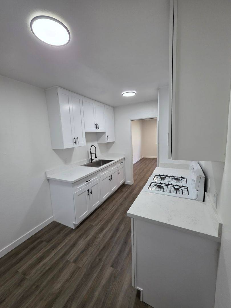 Apartment for rent at 605 N Sabina St, Anaheim, CA 92805