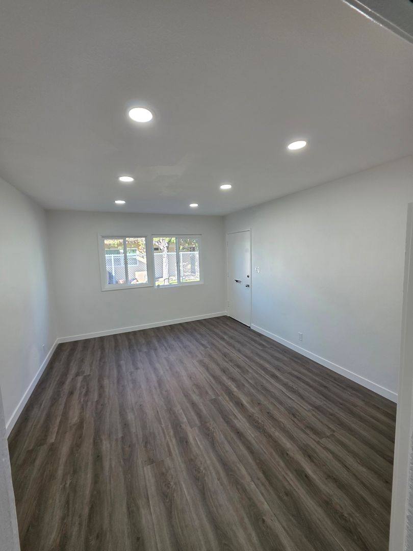 Apartment for rent at 605 N Sabina St, Anaheim, CA 92805
