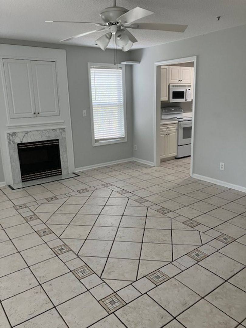 Apartment for rent at 909-H Litchfield Way, Wilmington, NC 28405