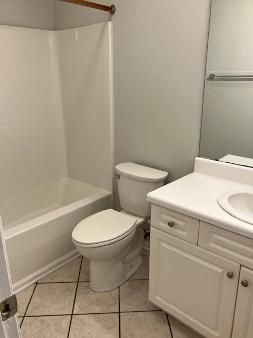 Apartment for rent at 909-H Litchfield Way, Wilmington, NC 28405