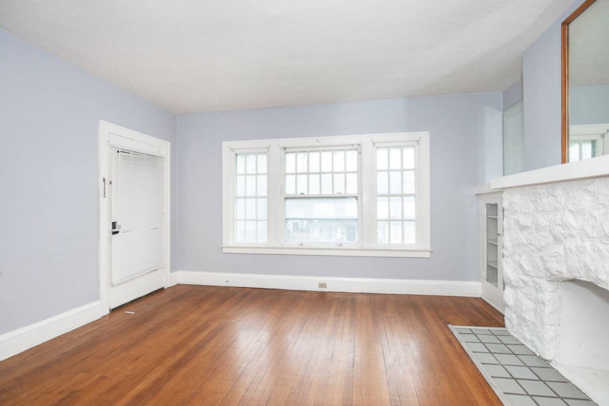 Apartment for rent at 2827 Avondale Ave, Cleveland, OH 44118
