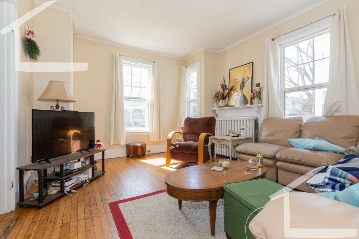 House for rent at 13 Bennett St, Brighton, MA 02135