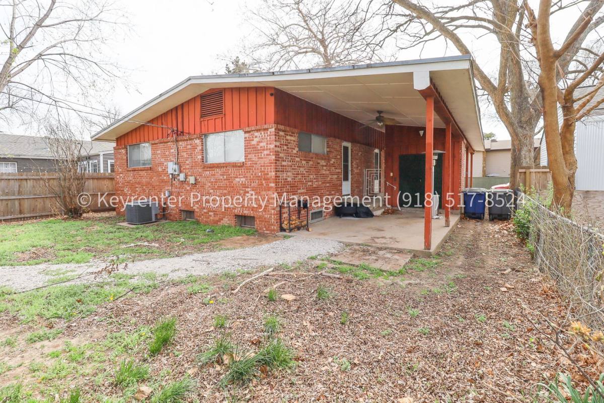 House for rent at 953 E 37th St, Tulsa, OK 74105