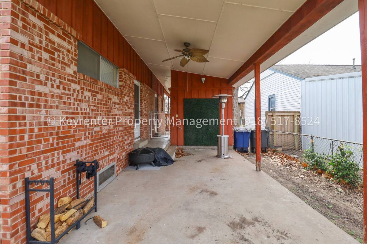 House for rent at 953 E 37th St, Tulsa, OK 74105