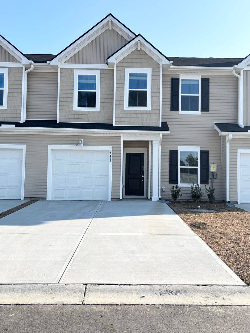 Townhouse for rent at 1053 Arborwood Dr SW, Ocean Isle Beach, NC 28469