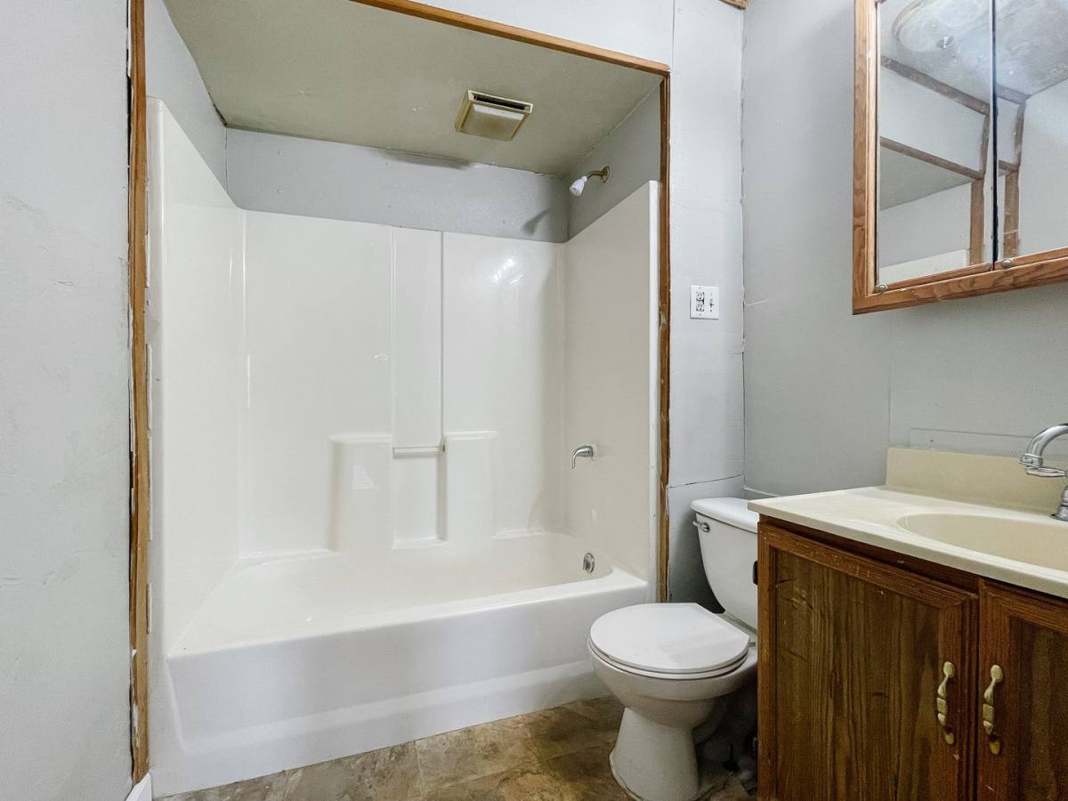 House for rent at 925 W Willard St, Muncie, IN 47302