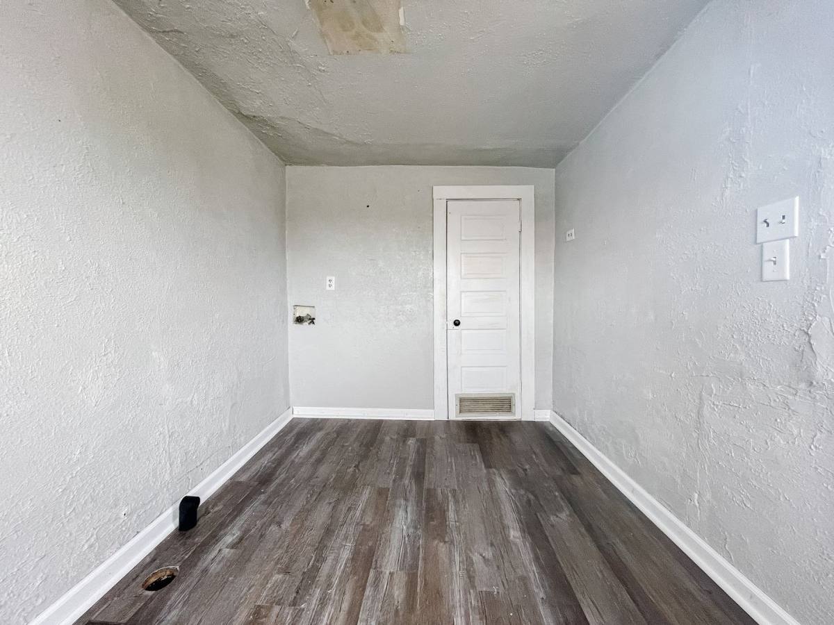 House for rent at 925 W Willard St, Muncie, IN 47302
